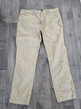 Mountain Khakis Men's Stretch Poplin Pants Modern Fit Size 38 X 32 {Bx10}